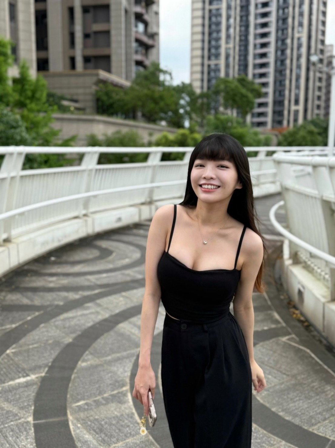 line_oa_chat_250526_130558_group_5