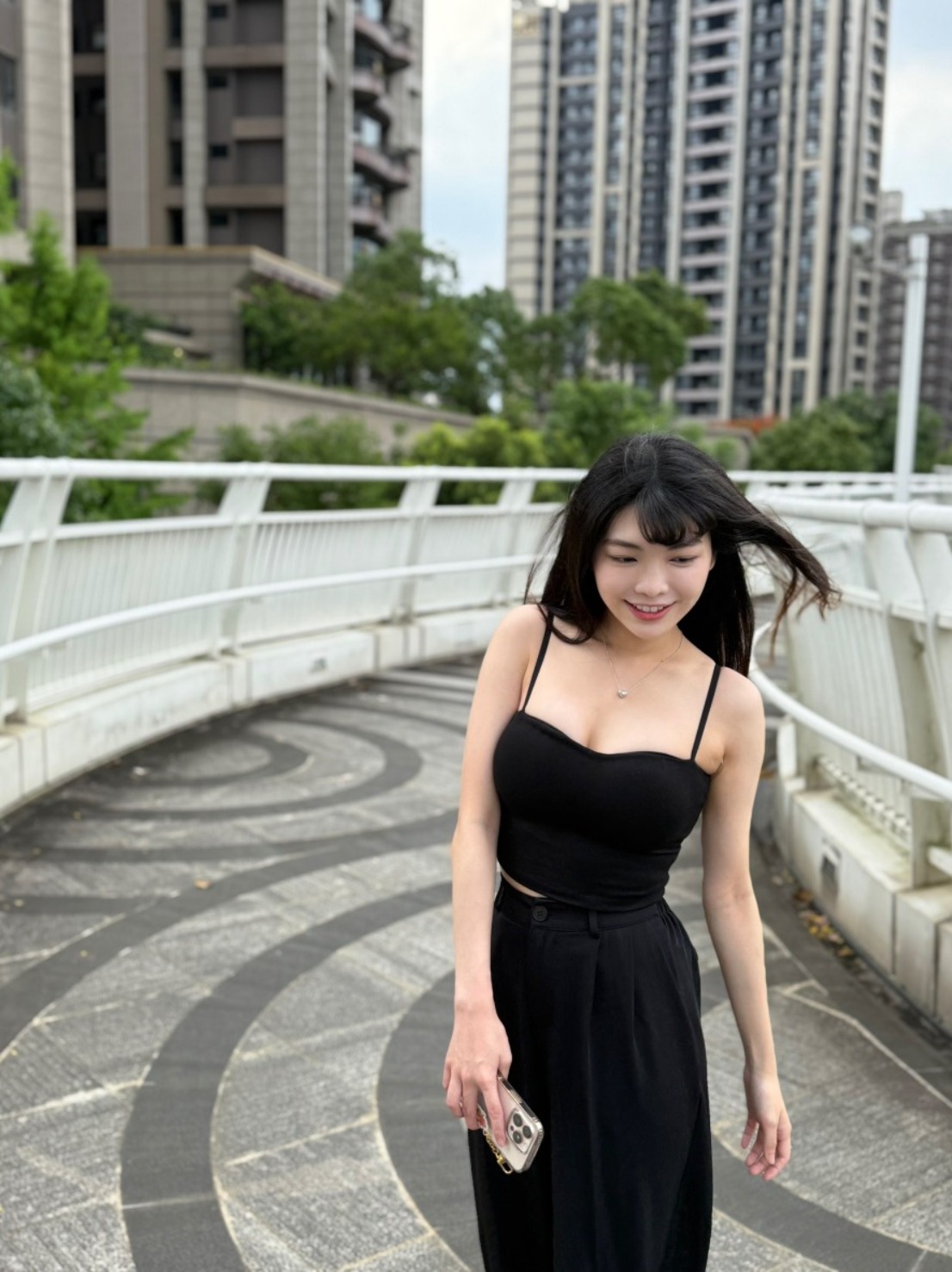 line_oa_chat_250526_130558_group_9